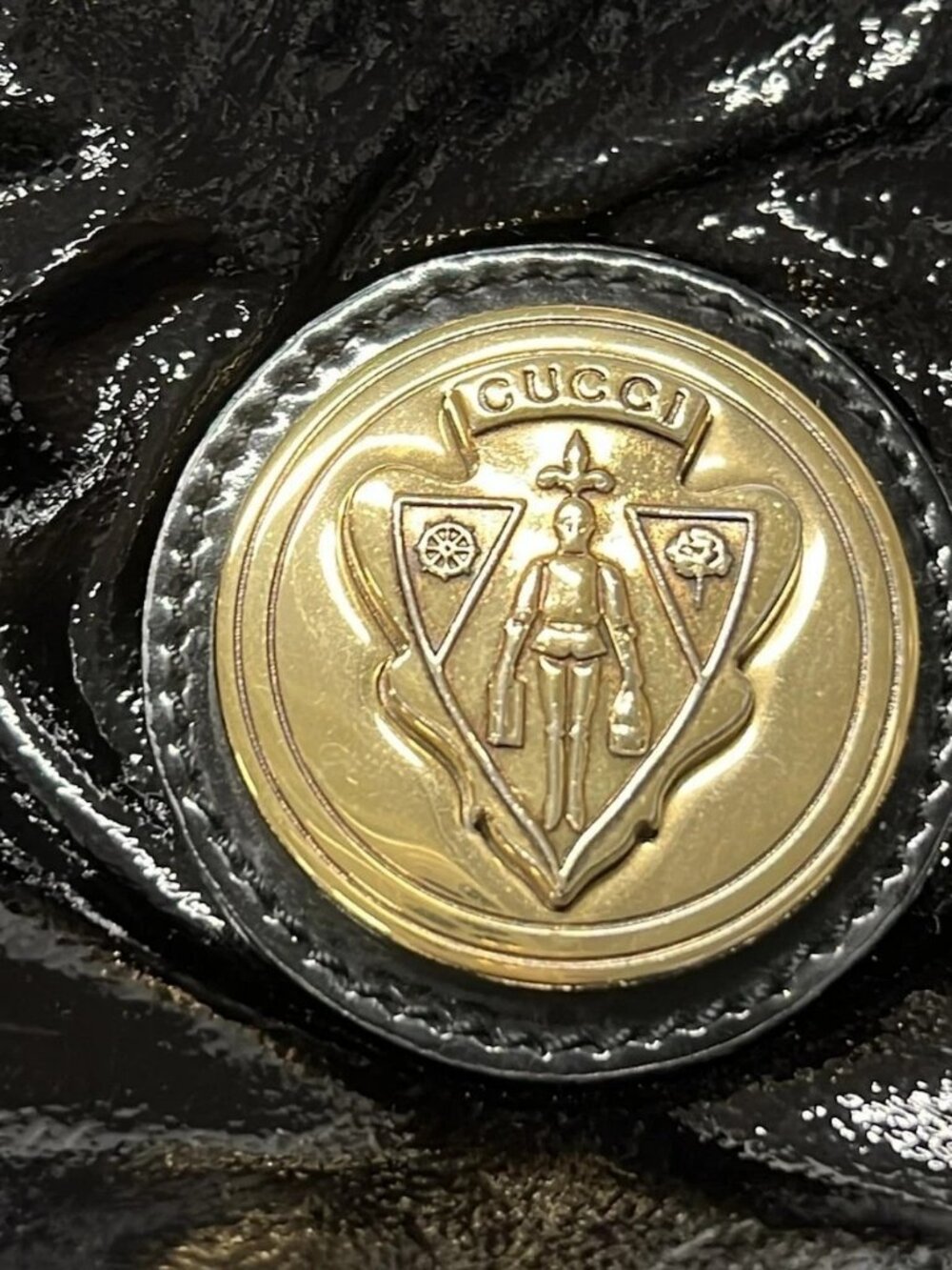 GUCCI Hysteria 203632 Black Patent Leather Clutch Bag - Picture 10 of 11
